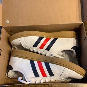 Adidas Men’s Tennis Shoes size 11. Never worn